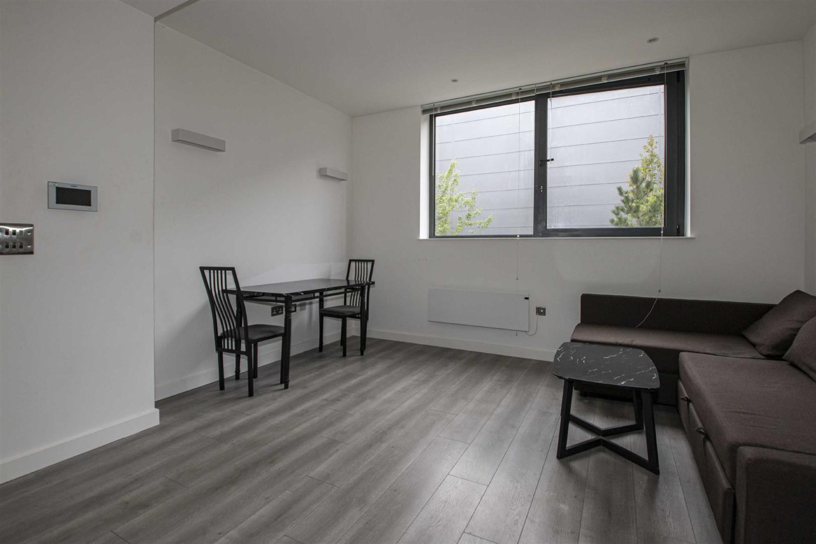 2 Foxhunter Drive, Linford Wood, Milton Keynes